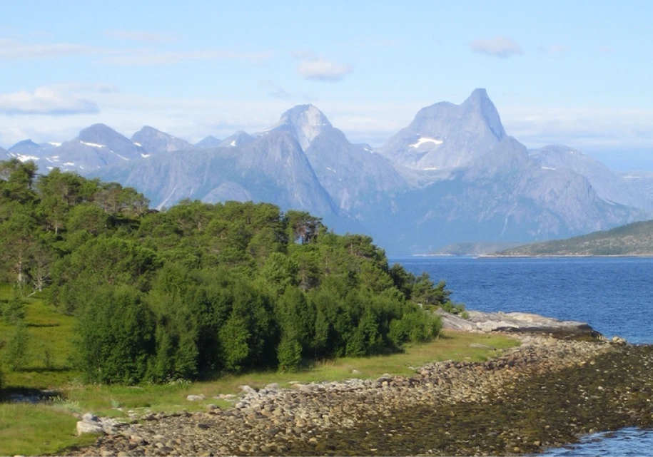 scandinavian-highlands-geology-mineral-exploration-ai-ml-h3-grid